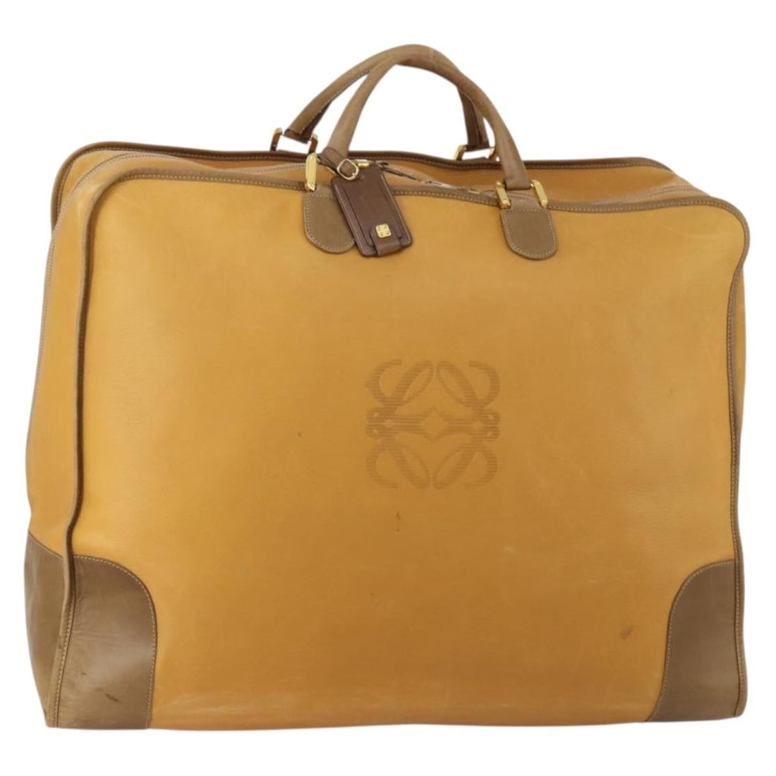 LOEWE Leather Boston Bag Beige Gold with Name Tag: LOEWE Leather Boston Bag Beige Gold with Name Tag Authentic LOEWE Boston bag in beige and gold leather, made in Spain. This women's handbag includes a name tag and shows heavy use. Condition notes inc