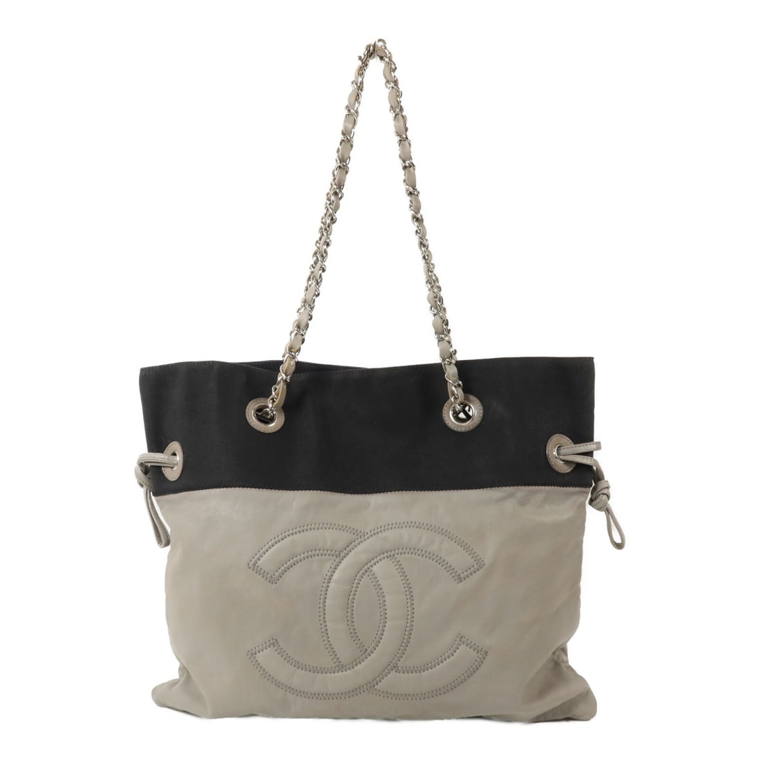 CHANEL CC Vinyl PVC Chain Tote Shoulder Bag Gray Black: CHANEL CC Vinyl PVC Chain Tote Shoulder Bag Gray Black CHANEL shoulder bag in gray and black PVC with a chain shoulder strap. The bag features a magnetic pocket and one inside zip pocket, and it comes