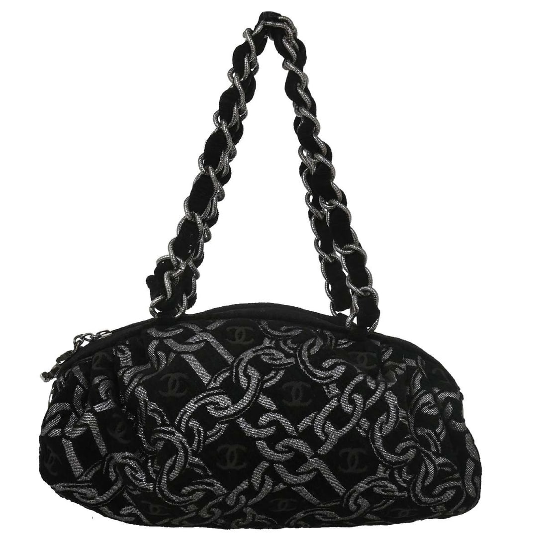 CHANEL chain print canvas handbag in black made in Italy: CHANEL chain print canvas handbag in black made in Italy Black canvas chain print handbag by Chanel with a zip closure and top handle design. It is a medium-sized unisex bag made in Italy, presented i