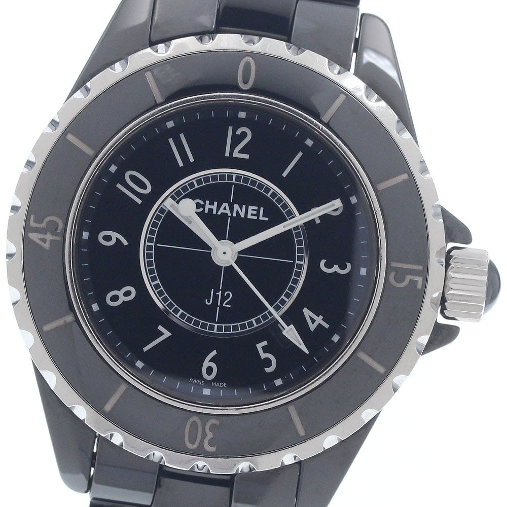 CHANEL J12 H0682 womens quartz wristwatch black ceramic date 33mm: CHANEL J12 H0682 womens quartz wristwatch black ceramic date 33mm Pre-owned CHANEL J12 ladies wristwatch with a black dial, quartz movement, and date display. This watch-only offering features a ceram