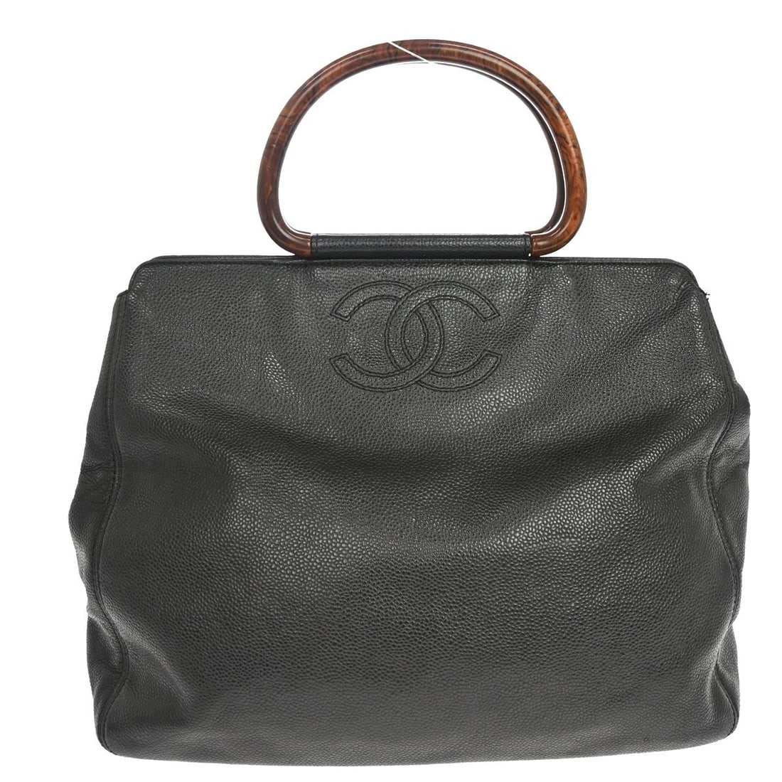 Chanel Wooden Ring Tote Black Leather Vintage Handbag: Chanel Wooden Ring Tote Black Leather Vintage Handbag Vintage Chanel Wooden Ring Tote in black leather. This women's bag is presented in good condition with light scuffing to the exterior. Specificati
