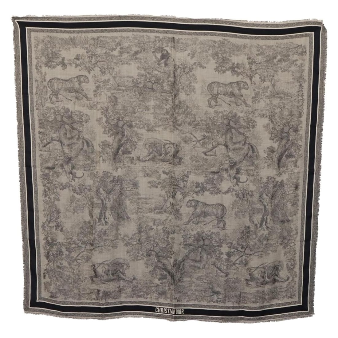 Christian Dior Navy Cashmere Stole 55.1inch Italy: Christian Dior Navy Cashmere Stole 55.1inch Italy Large-format Christian Dior stole in navy cashmere. Made in Italy, this women's accessory includes the item box. Condition is AB, noted as very good, 