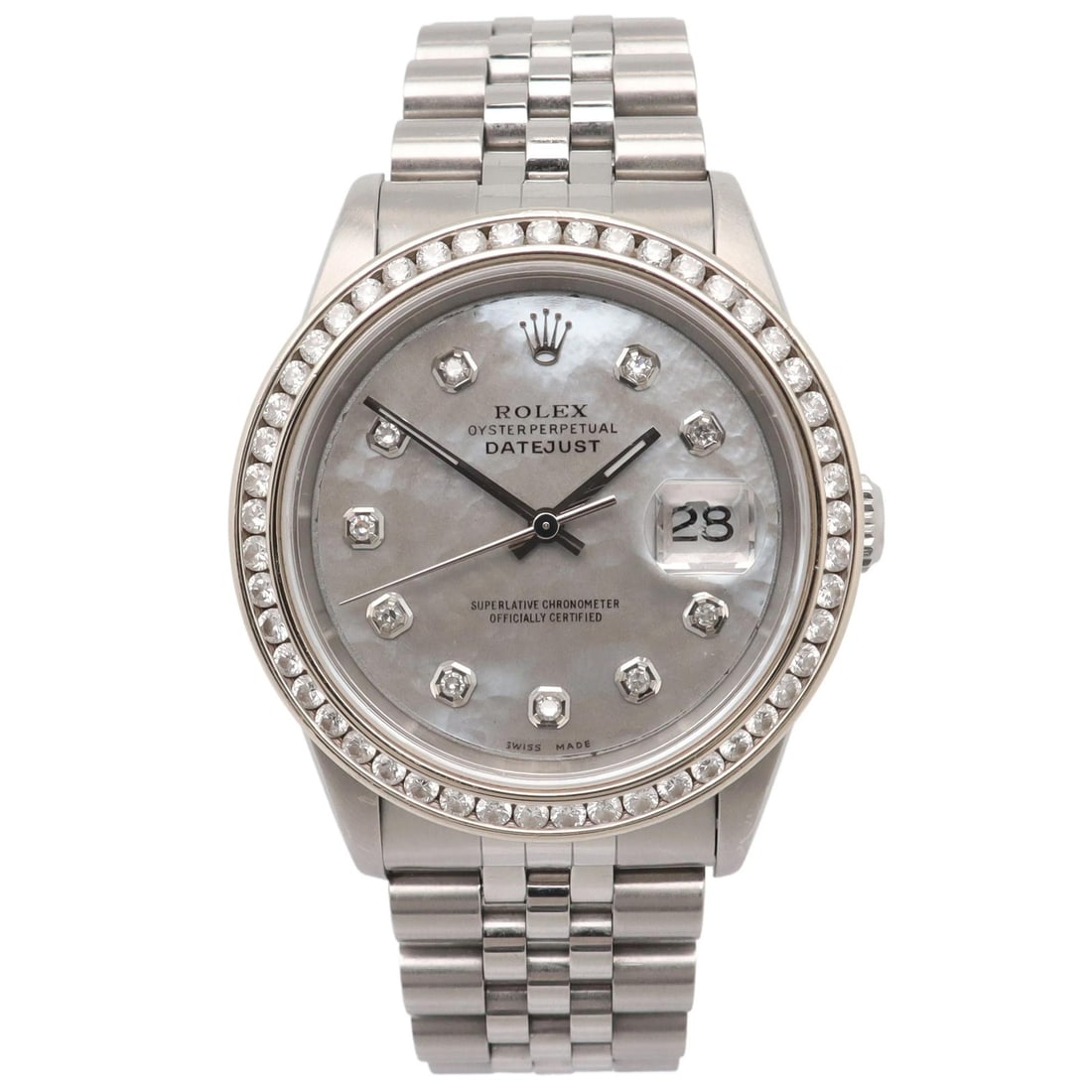 Rolex 16220 Datejust men's watch with custom diamond bezel: Rolex 16220 Datejust men's watch with custom diamond bezel Pre-owned Rolex Datejust 16220 men's wristwatch with a customized gray diamond MOP dial and custom 14k white gold diamond bezel. This automat