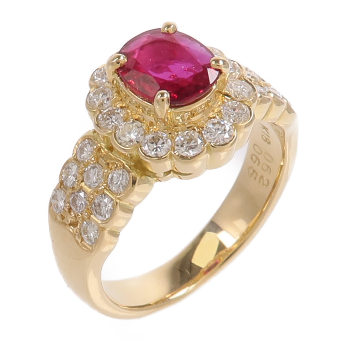 18K Yellow Gold Ruby Diamond Ring Size 5 0.62ct 0.65ct: 18K Yellow Gold Ruby Diamond Ring Size 5 0.62ct 0.65ct Ruby and diamond ring in 18K yellow gold, presented in US size 5. The ring features a red ruby and diamond accents, with a ring width of 4 mm and