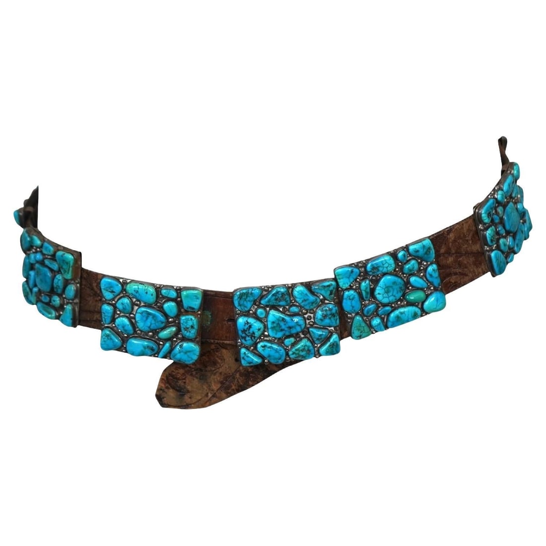 Navajo turquoise silver concho leather belt adjustable 34.5 to 38: Navajo turquoise silver concho leather belt adjustable 34.5 to 38 Vintage late 20th century Navajo Native Indian leather belt featuring silver and turquoise conchos. The belt has an adjustable length 