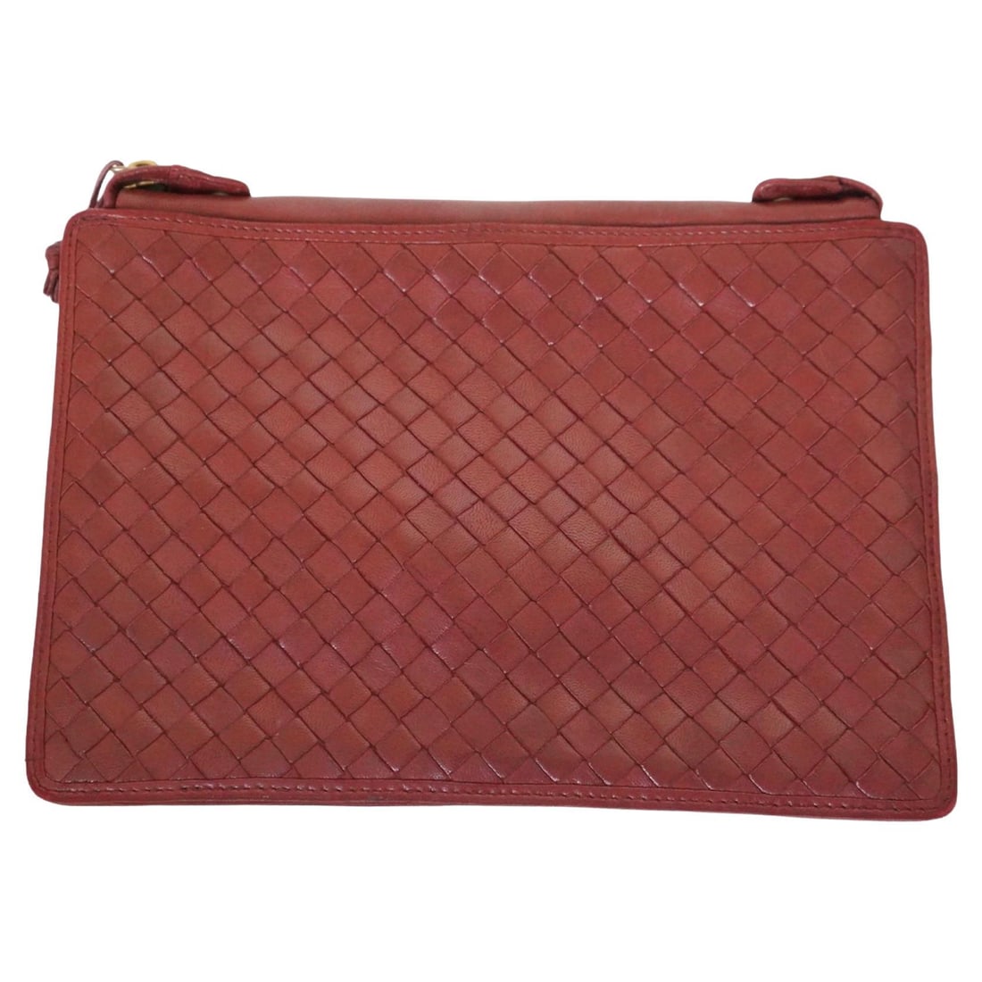 Bottega Veneta Intrecciato woven clutch in dark rosa red (1 of 7)
