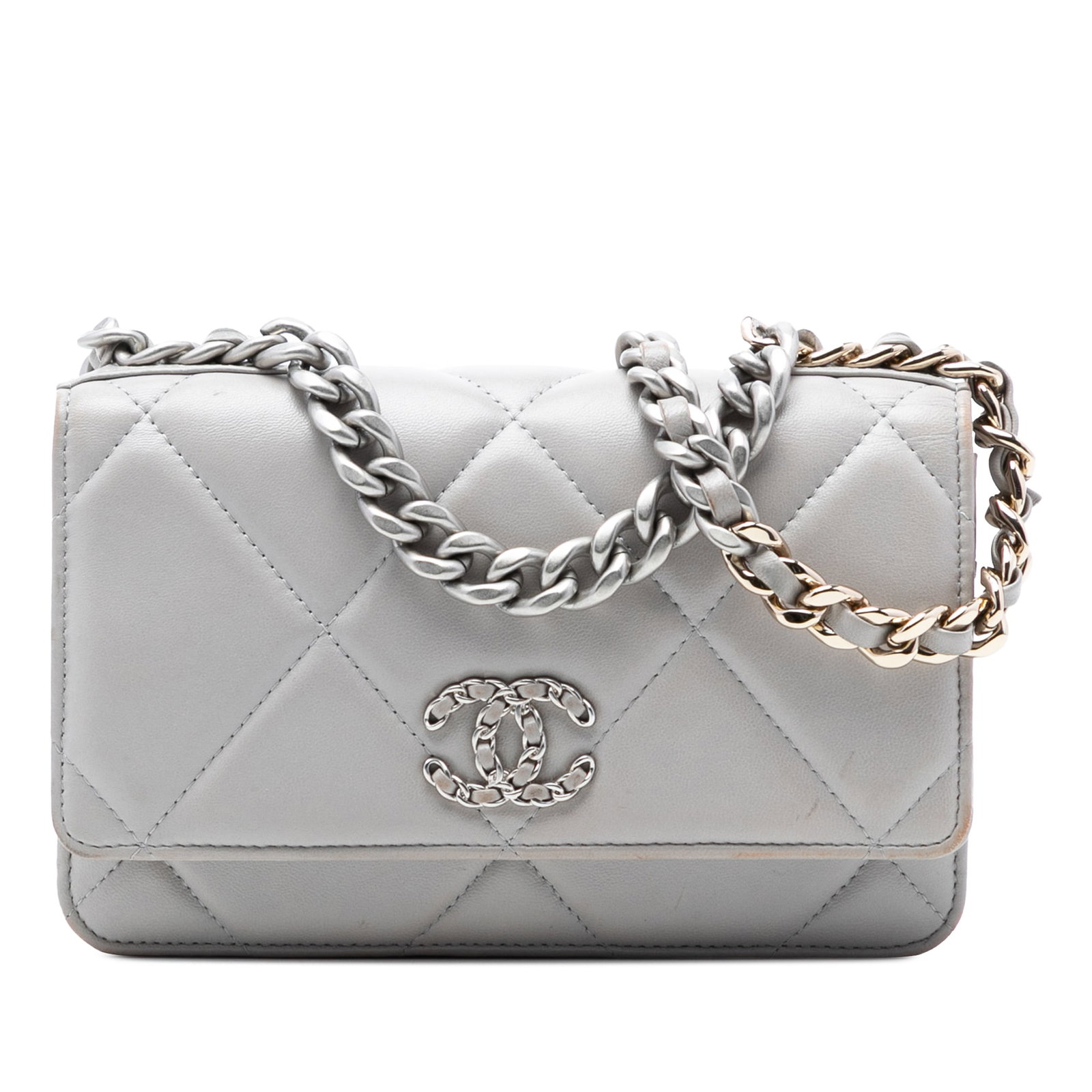 Chanel 19 lambskin chain wallet bag: Chanel 19 lambskin chain wallet bag This Chanel Quilted Lambskin 19 Wallet on Chain features a gray quilted lambskin leather body, a chain-link handle, and a leather-woven chain shoulder strap with a 