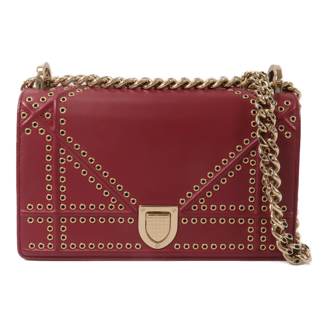 Dior Diorama Red Calfskin Chain Shoulder Bag CD GHW: Dior Diorama Red Calfskin Chain Shoulder Bag CD GHW Christian Dior Diorama chain shoulder bag in red calfskin leather with CD GHW styling. This women's shoulder bag features a flap closure and an inte