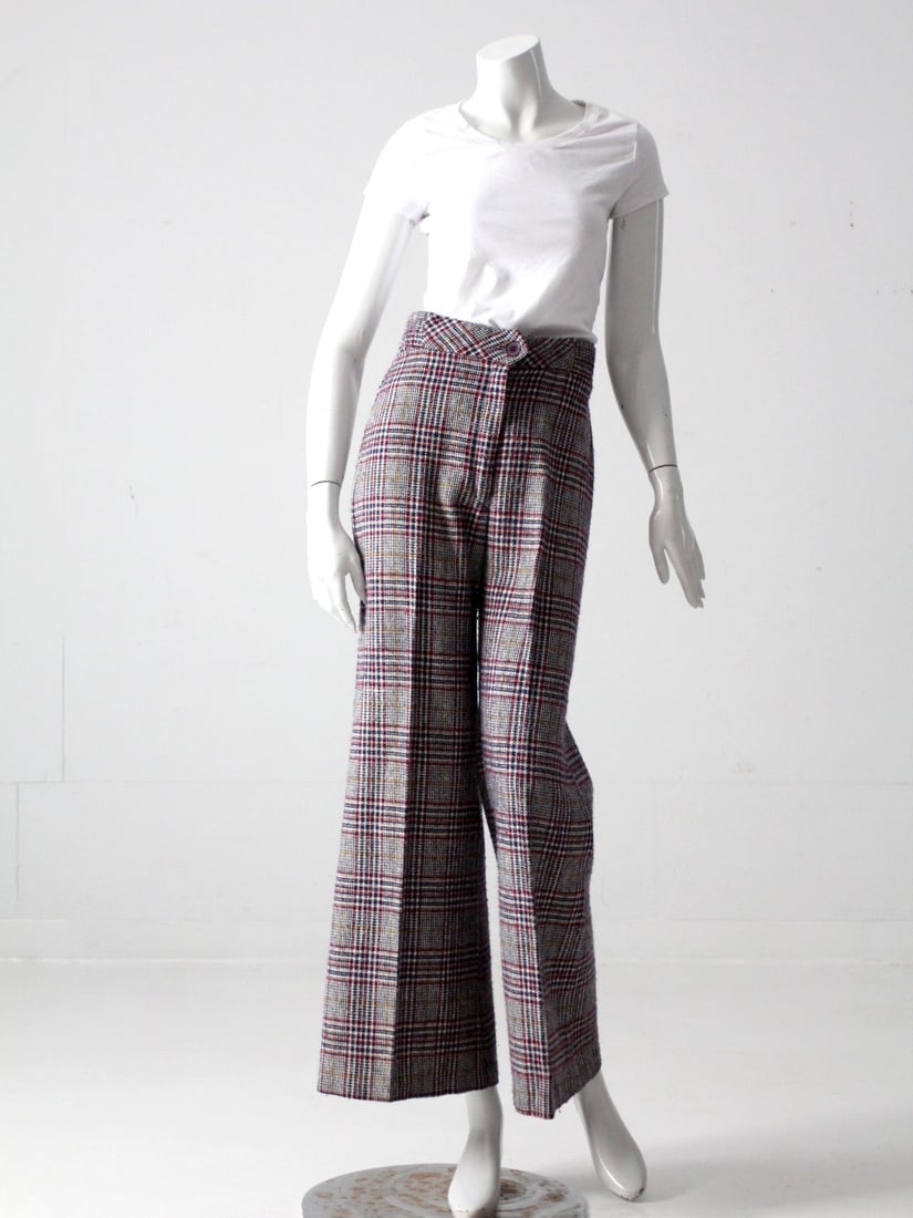 1970s Vintage Pandora Plaid Faux Wool Trousers High Waist Flared: 1970s Vintage Pandora Plaid Faux Wool Trousers High Waist Flared Step back in time with these fabulous vintage 1970s Pandora plaid trousers. Crafted from faux wool, these high-waisted pants feature wi
