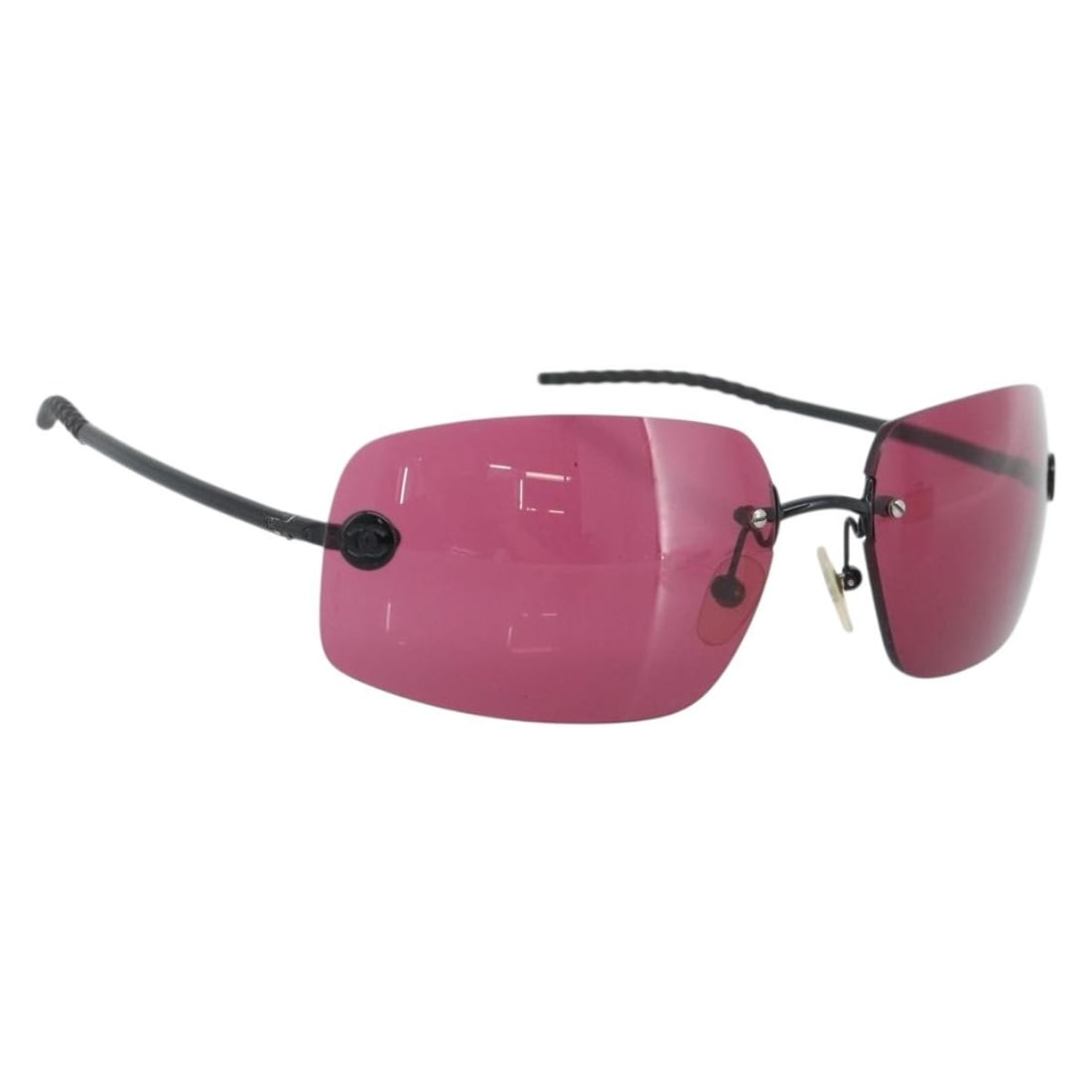 Black Plastic CHANEL CC Sunglasses for Women: Black Plastic CHANEL CC Sunglasses for Women Black CHANEL women's sunglasses made in Italy. This heavily used pair shows rubbing and scratches on the surface, scratches to the metal fittings, partial 