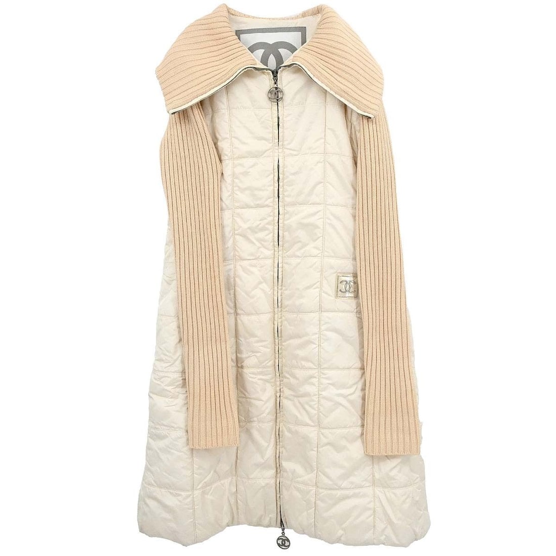 CHANEL Sport Line White Long Zip Coat Size 38 Italy: CHANEL Sport Line White Long Zip Coat Size 38 Italy Vintage Chanel Sport Line zip-up long coat in white with a long silhouette, long sleeves, and logo zipper accent. Made in Italy, this women's coat f
