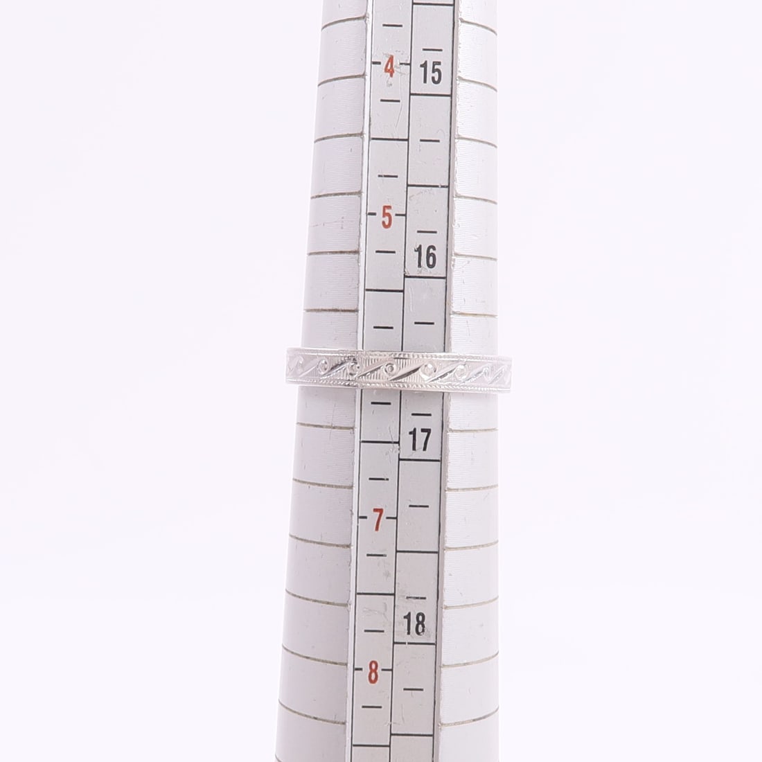 Pt900 Platinum Ring US Size 6 3.7g - 6