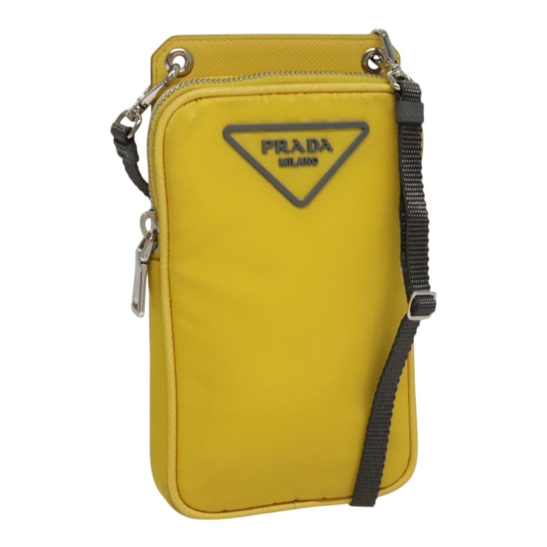 Prada yellow nylon women shoulder bag Italy auth: Prada yellow nylon women shoulder bag Italy auth This PRADA shoulder bag is crafted from yellow nylon and designed for women. Made in Italy, it features a compact silhouette with an adjustable shoulde