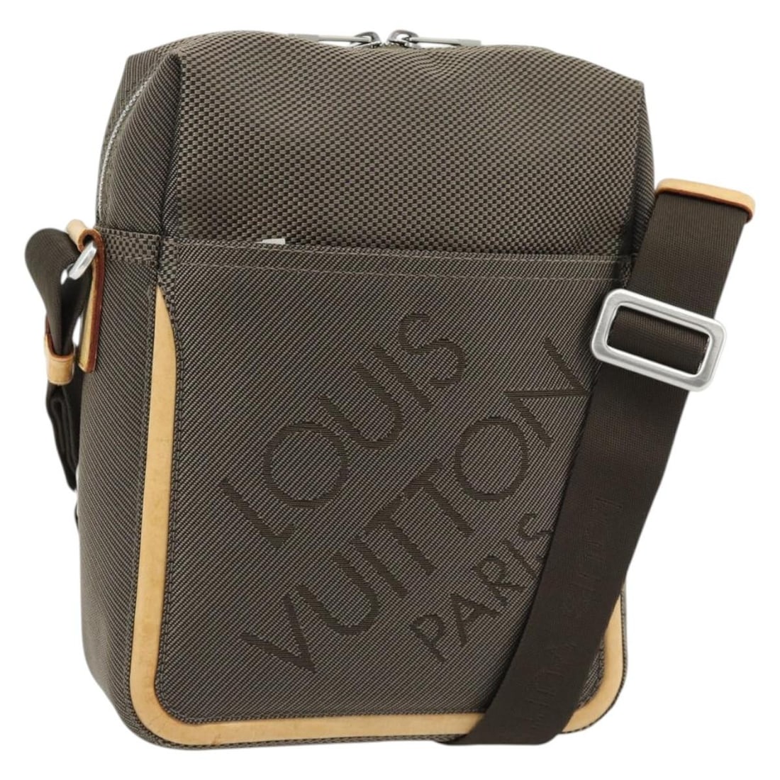 Louis Vuitton M93224 Sitadan NM Damier Geant shoulder bag brown: Louis Vuitton M93224 Sitadan NM Damier Geant shoulder bag brown Louis Vuitton Sitadan NM shoulder bag in brown Tail Damier Geant canvas. This heavily used bag features a slim shoulder bag silhouette a