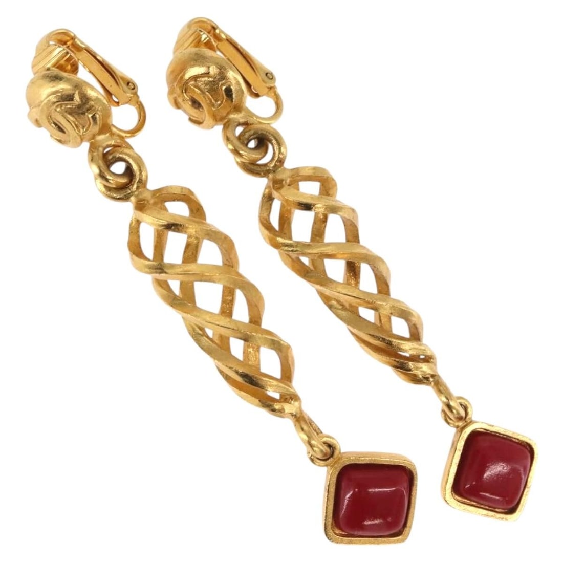CHANEL CC Gold Tone Metal Earring France: CHANEL CC Gold Tone Metal Earring France Authentic CHANEL women's earring in gold-tone metal with the CC motif. Made in France and presented with the item box. Condition is rated A, showing light surf