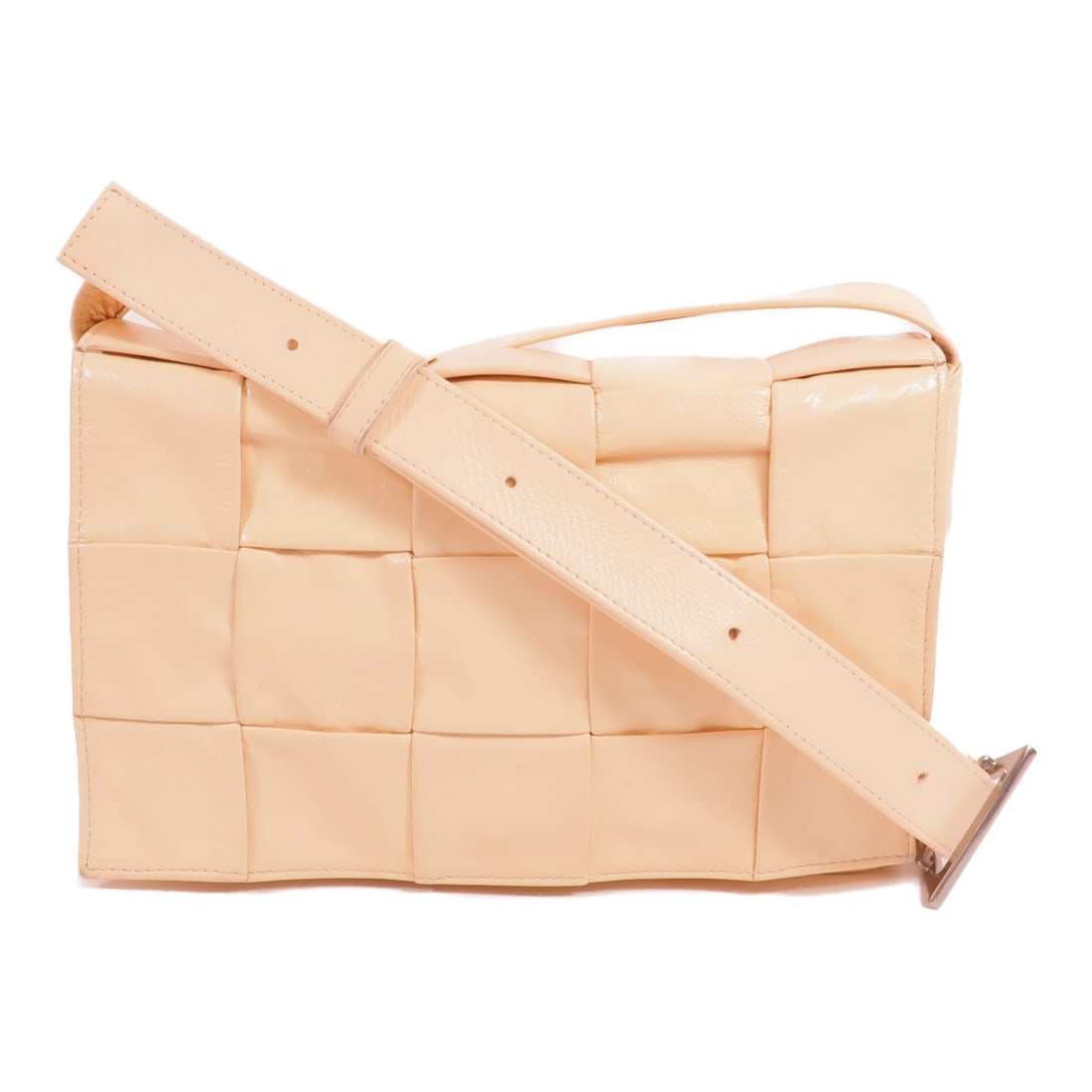 Bottega Veneta BV Cassette lambskin shoulder bag pink cream: Bottega Veneta BV Cassette lambskin shoulder bag pink cream Bottega Veneta Cassette shoulder bag in lambskin leather with a pink and cream colorway. This women's shoulder bag features a magnetic pocke
