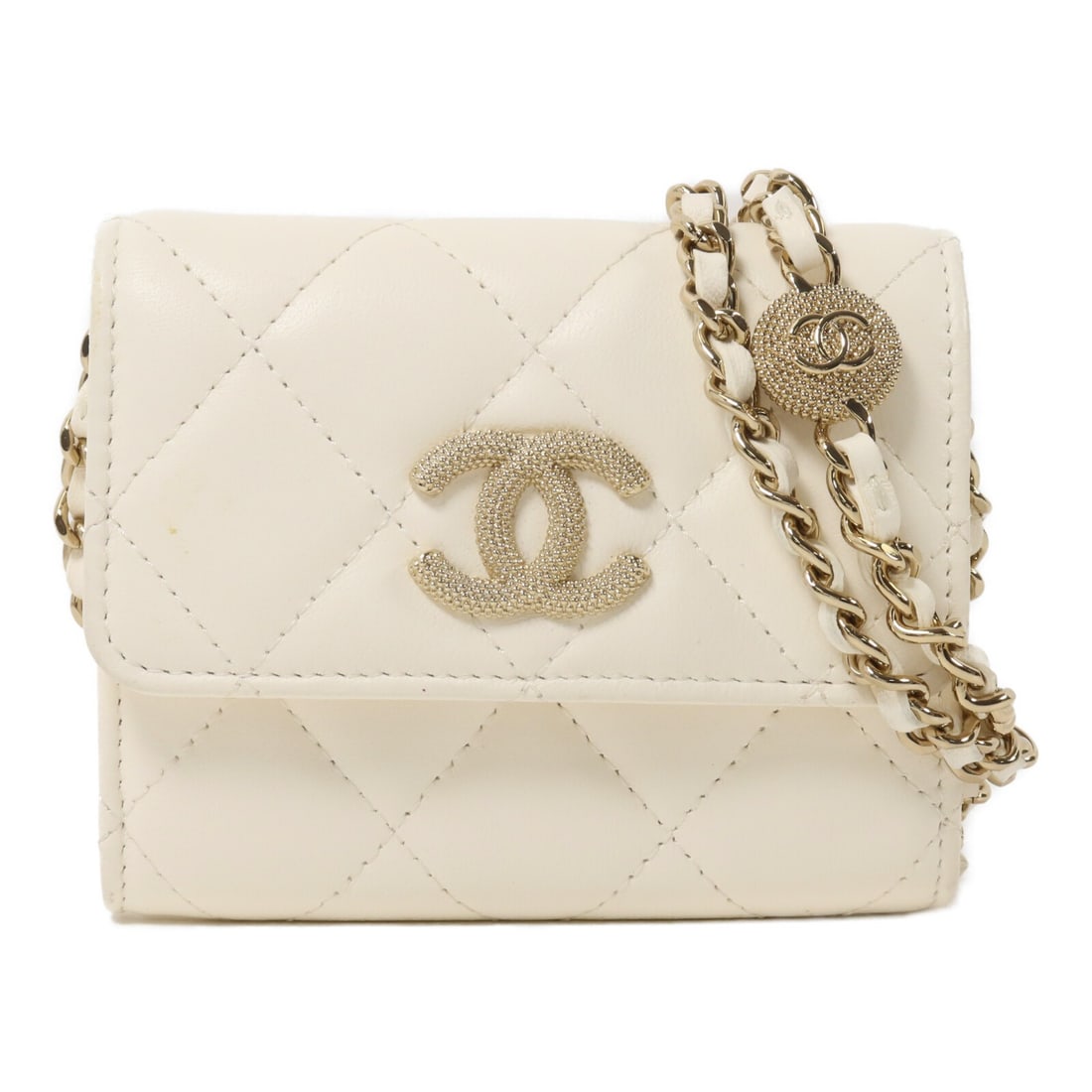 CHANEL CC Chain Shoulder Card Holder Flap Bag White Calfskin: CHANEL CC Chain Shoulder Card Holder Flap Bag White Calfskin White CHANEL flap card holder chain shoulder bag crafted from calfskin leather. This women's shoulder bag features a compact flap design wi
