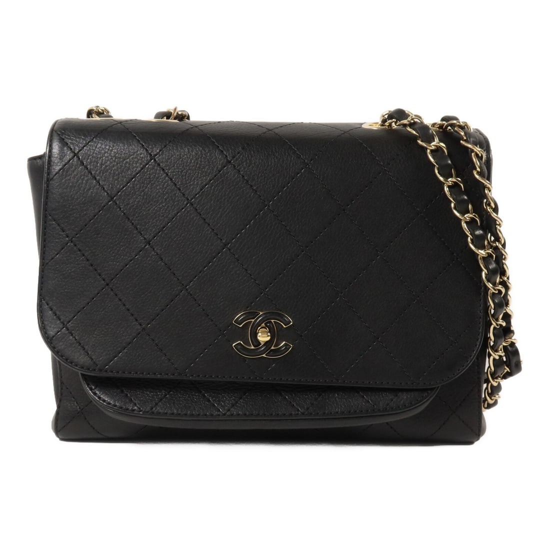CHANEL CC black calfskin shoulder bag with gold tone chain: CHANEL CC black calfskin shoulder bag with gold tone chain Chanel CC chain shoulder bag in black calfskin leather with a turn-lock closure and an interior featuring one open pocket and one zip pocket.