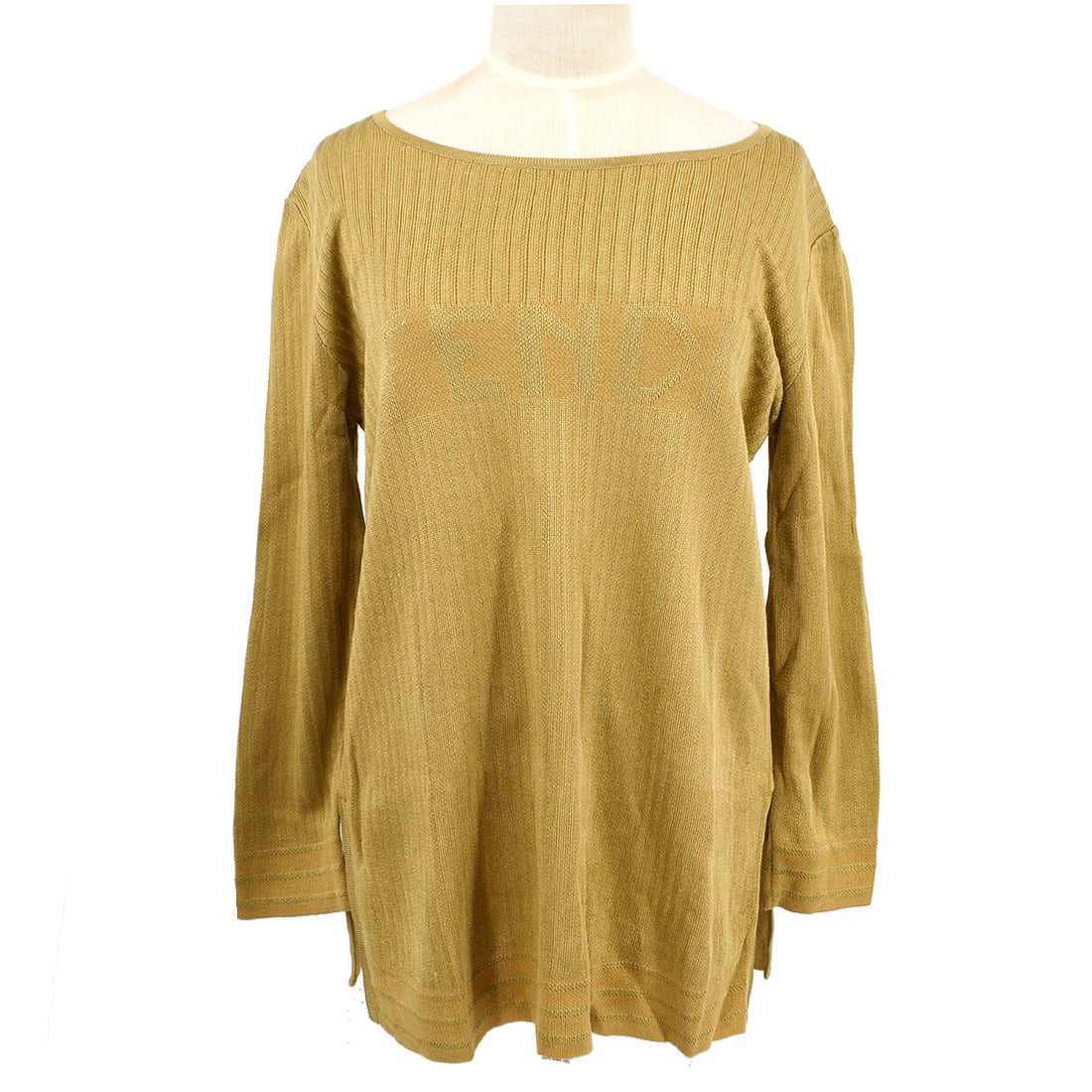 Fendi Vintage Knit Top Womens Size 42 Gold V Neck: Fendi Vintage Knit Top Womens Size 42 Gold V Neck Vintage Fendi knit top for women with a V-neck and long sleeves. Made in Italy, this regular-fit top is presented in gold and shows reasonable wear, i