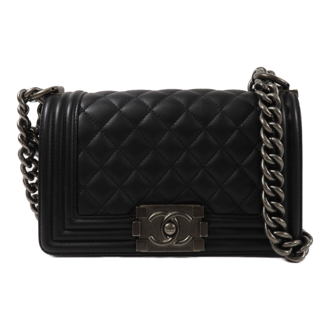 CHANEL Boy 20 A67085 Lambskin Chain Shoulder Bag Black: CHANEL Boy 20 A67085 Lambskin Chain Shoulder Bag Black CHANEL CC Boy 20 Chain Shoulder Bag, model A67085, in black lambskin (sheep leather). It features a chain shoulder strap and includes one inside 
