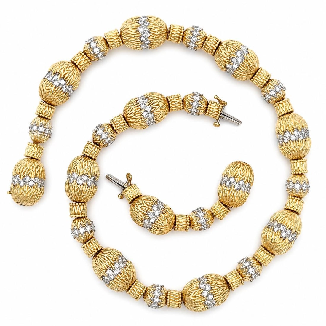 17ctw Pave Diamond Hatching Egg Link Necklace in 18k Gold Platinum: 17ctw Pave Diamond Hatching Egg Link Necklace in 18k Gold Platinum Substantial statement necklace featuring a textured hatching egg link design with pave-set natural diamonds. Crafted in solid 18k yel