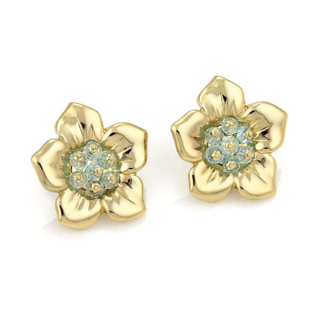 Floral Post Clip Earrings in 18k Yellow Gold with Aquamarine Beads: Floral Post Clip Earrings in 18k Yellow Gold with Aquamarine Beads Vintage estate post clip earrings with a floral-inspired design, crafted in 18k yellow gold and accented with aquamarine beads. The d