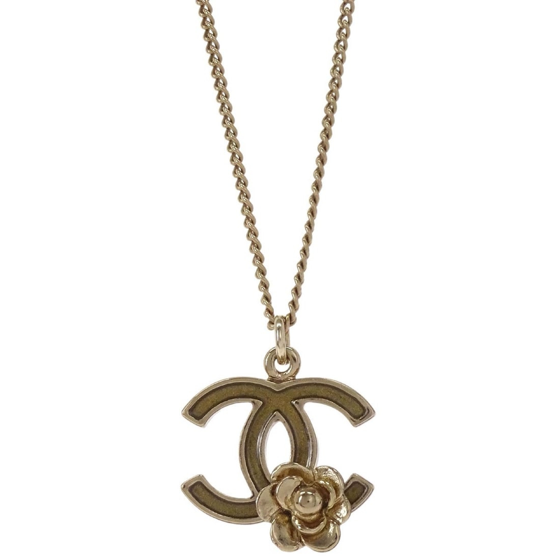 Chanel 07P Gold Plated CC Flower Charm Necklace: Chanel 07P Gold Plated CC Flower Charm Necklace Chanel CC flower pendant necklace in gold-plated metal with a charm-style pendant. This piece is made in France and comes with its box. Condition is lis