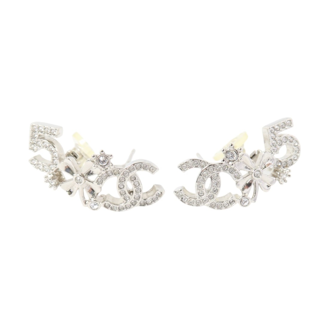 CHANEL B23P CC Pierced Earrings Silver Tone Metal: CHANEL B23P CC Pierced Earrings Silver Tone Metal CHANEL CC pierced earrings in silver-tone metal with the B23P date code. A concise designer jewelry piece for women, presented without accessories. Co