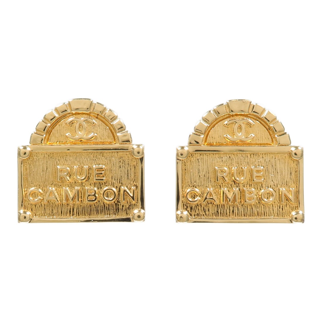 CHANEL CC Pierced Earrings Gold Tone Metal 20mm: CHANEL CC Pierced Earrings Gold Tone Metal 20mm CHANEL CC pierced earrings in gold-tone metal with the iconic CC motif. Made for women, this pair is described in very good condition and comes without 