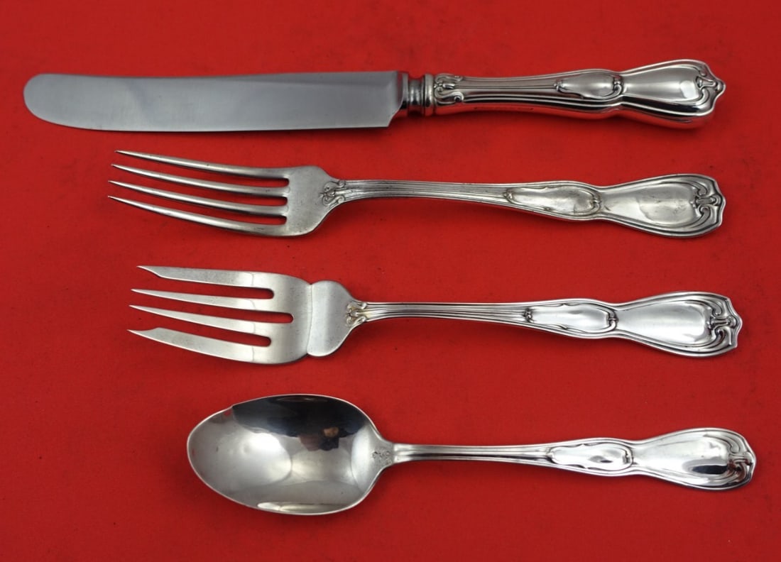 Gorham La Modele Sterling Silver 4-Piece Place Setting: Gorham La Modele Sterling Silver 4-Piece Place Setting Presenting the exquisite La Modele pattern by Gorham, this 4-piece regular size place setting is crafted from high-quality sterling silver. It in