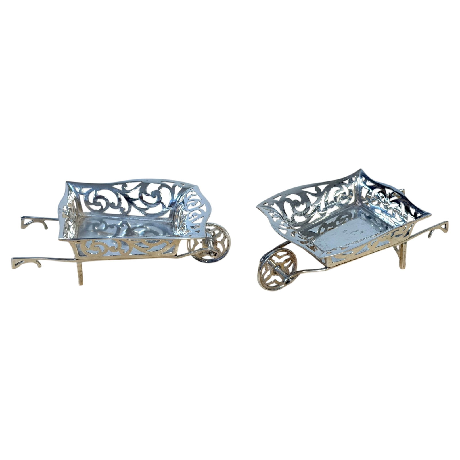 Pair of 1906 London English Sterling Silver Sweetmeat Wheelbarrow Baskets (1 of 18)