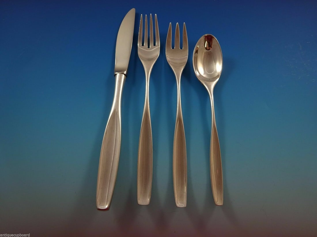 Kirk Ellipse Sterling Silver 4-Piece Place Setting Flatware: Kirk Ellipse Sterling Silver 4-Piece Place Setting Flatware Enhance your dining experience with this exquisite 4-piece place setting from the Ellipse pattern by Kirk. Crafted from high-quality sterlin