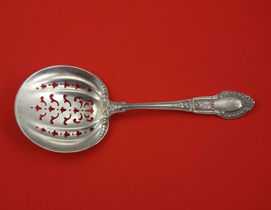 Gorham Tuileries Sterling Silver Tomato Server 7 5/8 inches Monogrammed: Gorham Tuileries Sterling Silver Tomato Server 7 5/8 inches Monogrammed Presenting the Tuileries Tomato Server by Gorham, crafted from fine sterling silver. This exquisite serving piece measures 7 5/8