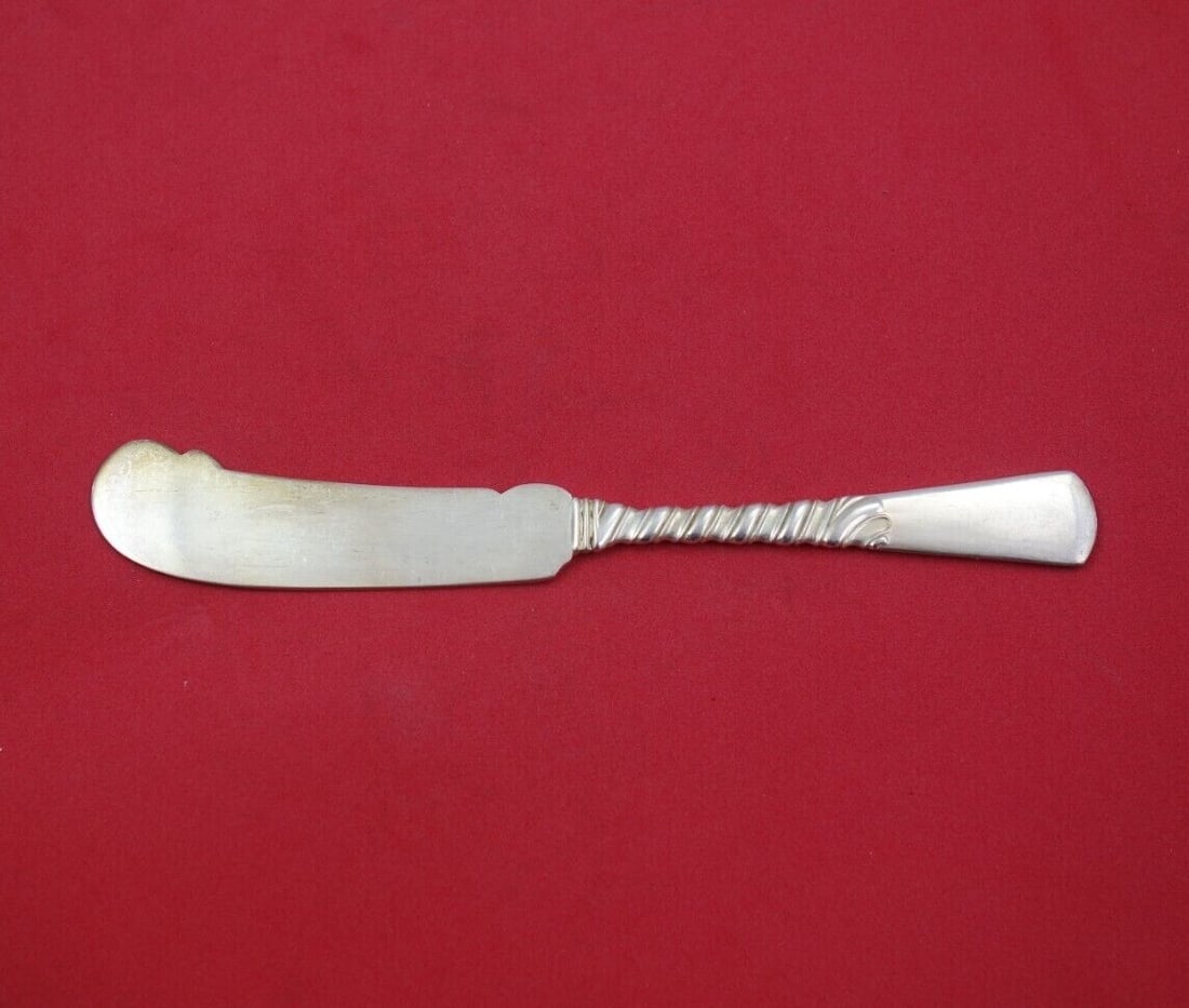 Rare Gorham Colonial Sterling Silver 6" Butter Spreader Knife: Rare Gorham Colonial Sterling Silver 6" Butter Spreader Knife Discover a rare heirloom from Gorham, this Colonial pattern butter spreader features a beautifully crafted flat handle and measures 6 inch
