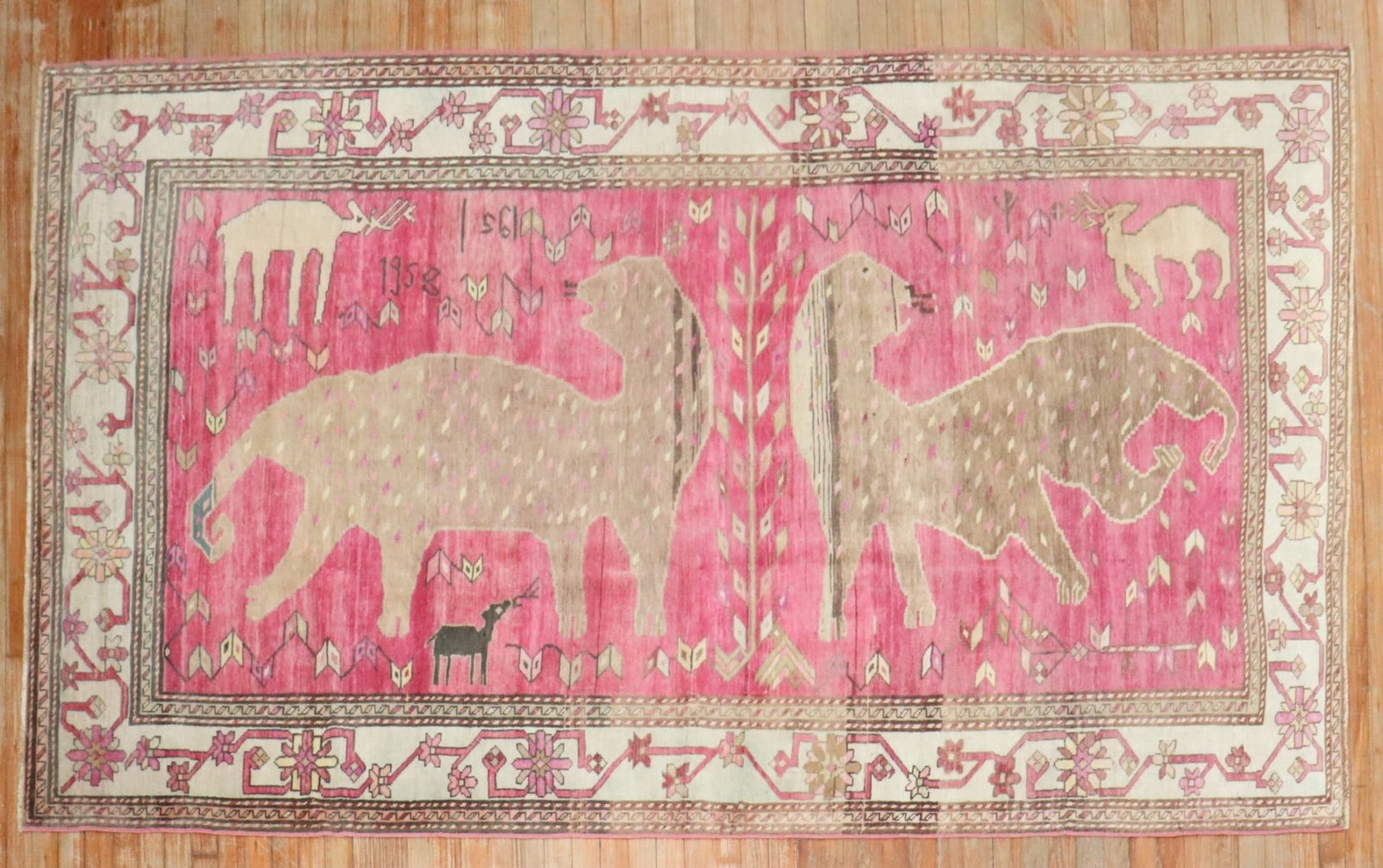 1958 Armenian pictorial rug 5' 2" x 9' 4" pink (1 of 7)