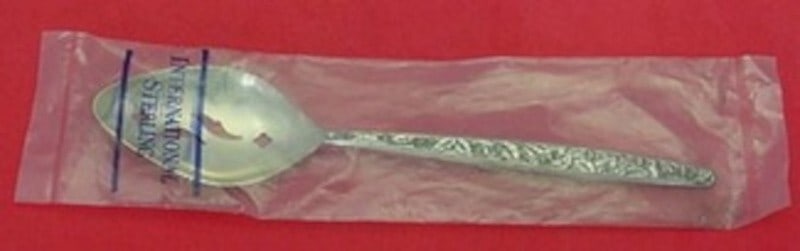 International Valencia Sterling Silver Pierced Slotted Serving Spoon 8 3/4" (1 of 2)