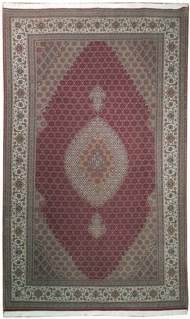 Luxurious 6.5 x 10.4 Red Wool Silk Persian Tabriz Mahi Rug: Luxurious 6.5 x 10.4 Red Wool Silk Persian Tabriz Mahi Rug Free continental US Shipping Elevate your home decor with this exquisite 6.5 x 10.4 Red Wool & Silk High-End Persian Tabriz Mahi Rug. Handcra