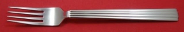 Georg Jensen Bernadotte Sterling Silver Luncheon Fork 7 inch: Georg Jensen Bernadotte Sterling Silver Luncheon Fork 7 inch This exquisite luncheon fork from the Bernadotte pattern by Georg Jensen showcases timeless elegance and craftsmanship. Measuring 7 inches,