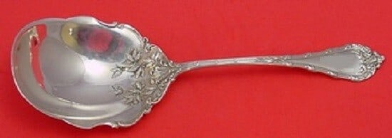 Durgin Madame Royale Sterling Silver Berry Spoon 9 1/4 Inch: Durgin Madame Royale Sterling Silver Berry Spoon 9 1/4 Inch This exquisite serving spoon features the elegant Madame Royale pattern by Durgin. Crafted from high-quality sterling silver, this berry spo