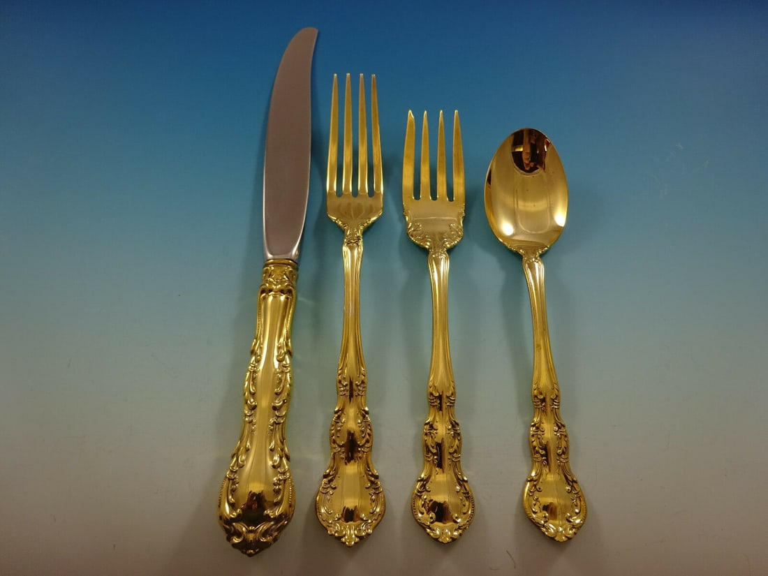 Wallace Old Atlanta Vermeil 4pc Sterling Silver Place Setting: Wallace Old Atlanta Vermeil 4pc Sterling Silver Place Setting Experience the elegance of the Old Atlanta Vermeil pattern by Wallace with this 4-piece sterling silver place setting. Crafted post-1940, 