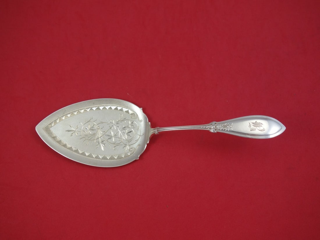 Whiting Italian Sterling Silver Cake Server 8 3/4" Monogrammed B: Whiting Italian Sterling Silver Cake Server 8 3/4" Monogrammed B This exquisite cake server from the renowned Whiting Manufacturing Company features a stunning bright-cut blade and a flat sterling sil