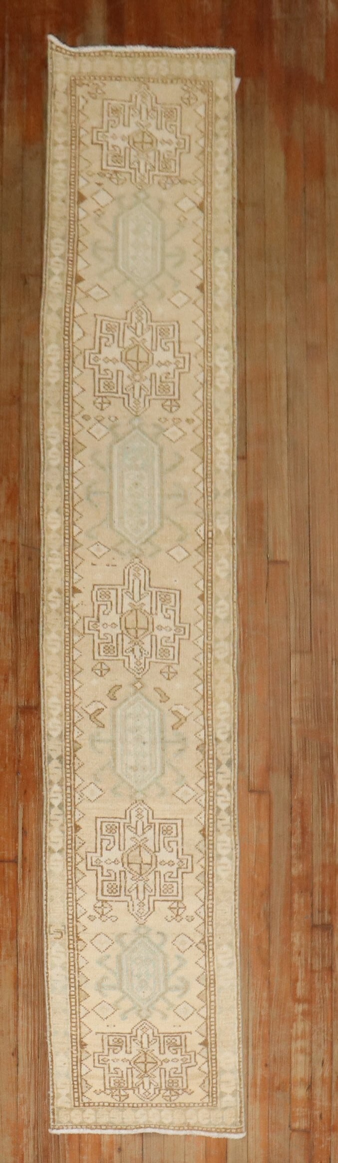 1' 9" x 10' Persian Serapi Heriz Rug Runner (1 of 7)