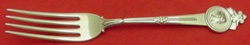 Sterling Silver Fork Medallion Pattern 6.75 Inch 4-Tine by Gorham: Sterling Silver Fork Medallion Pattern 6.75 Inch 4-Tine by Gorham This is a sterling silver regular fork in the Medallion pattern by Gorham. The fork features four tines and measures 6 3/4 inches in l