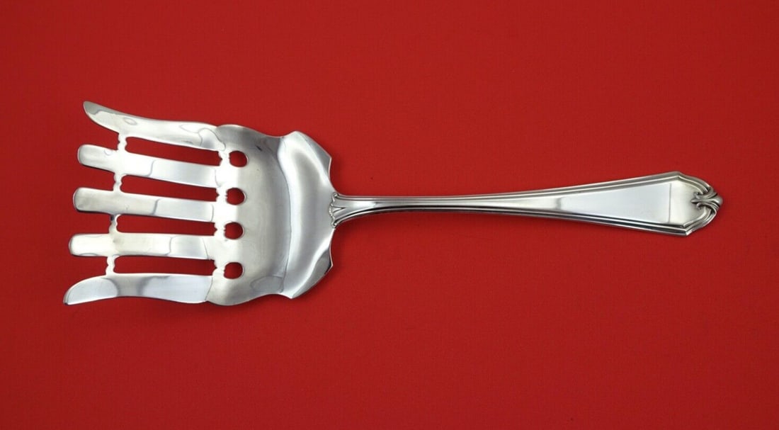 International Silver Shirley Sterling Silver Asparagus Fork 9 Inch: International Silver Shirley Sterling Silver Asparagus Fork 9 Inch This exquisite serving fork is part of the Shirley pattern by International Silver, crafted from high-quality sterling silver. Measur