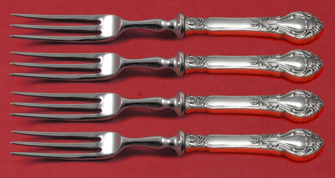 Kirk-Stieff Royal Dynasty Sterling Silver 4pc Fruit Fork Set 6": Kirk-Stieff Royal Dynasty Sterling Silver 4pc Fruit Fork Set 6" Elevate your dining experience with this exquisite 4-piece fruit fork set from the Royal Dynasty pattern by Kirk-Stieff. Each fork is cu