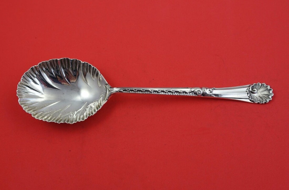 Sheffield 1910 English Estate Sterling Silver Berry Spoon 9": Sheffield 1910 English Estate Sterling Silver Berry Spoon 9" This exquisite English Estate Sterling Silver Berry Spoon features a beautifully crafted shell handle and bowl, made in Sheffield in 1910 b