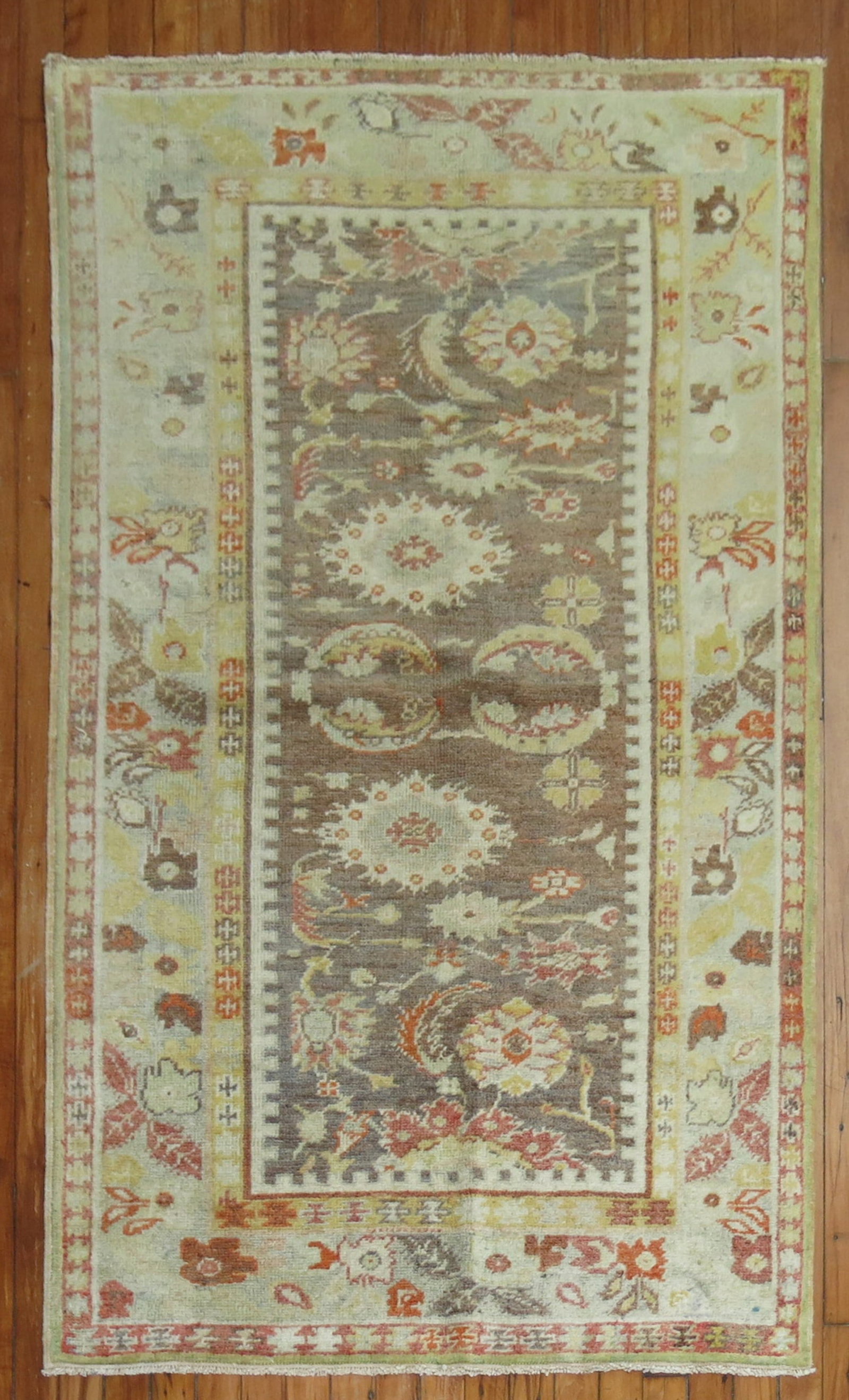 3' 3" x 5' 9" Turkish Ghiordes Small Decorative Rug: 3' 3" x 5' 9" Turkish Ghiordes Small Decorative Rug Antique Turkish Ghiordes scatter rug with a highly decorative design. This pre-owned small rug is identified as a Ghiordes type. Specifications Type