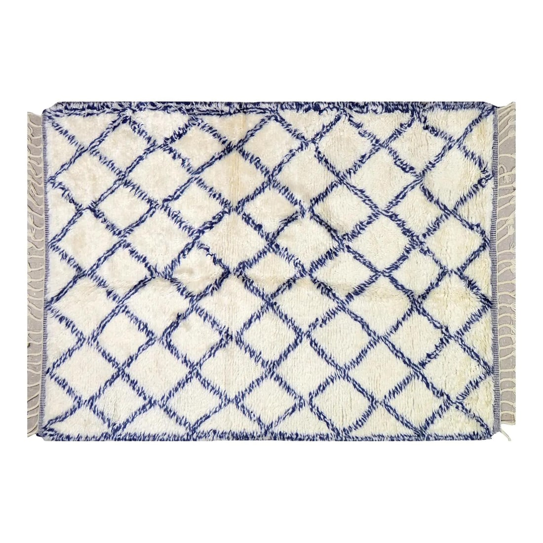 4'x6' Hand-Knotted Wool Tan Rug with Contemporary Moroccan Design: 4'x6' Hand-Knotted Wool Tan Rug with Contemporary Moroccan Design This hand-knotted Moroccan wool rug combines traditional craftsmanship with modern design elements. Its soft texture and durable const