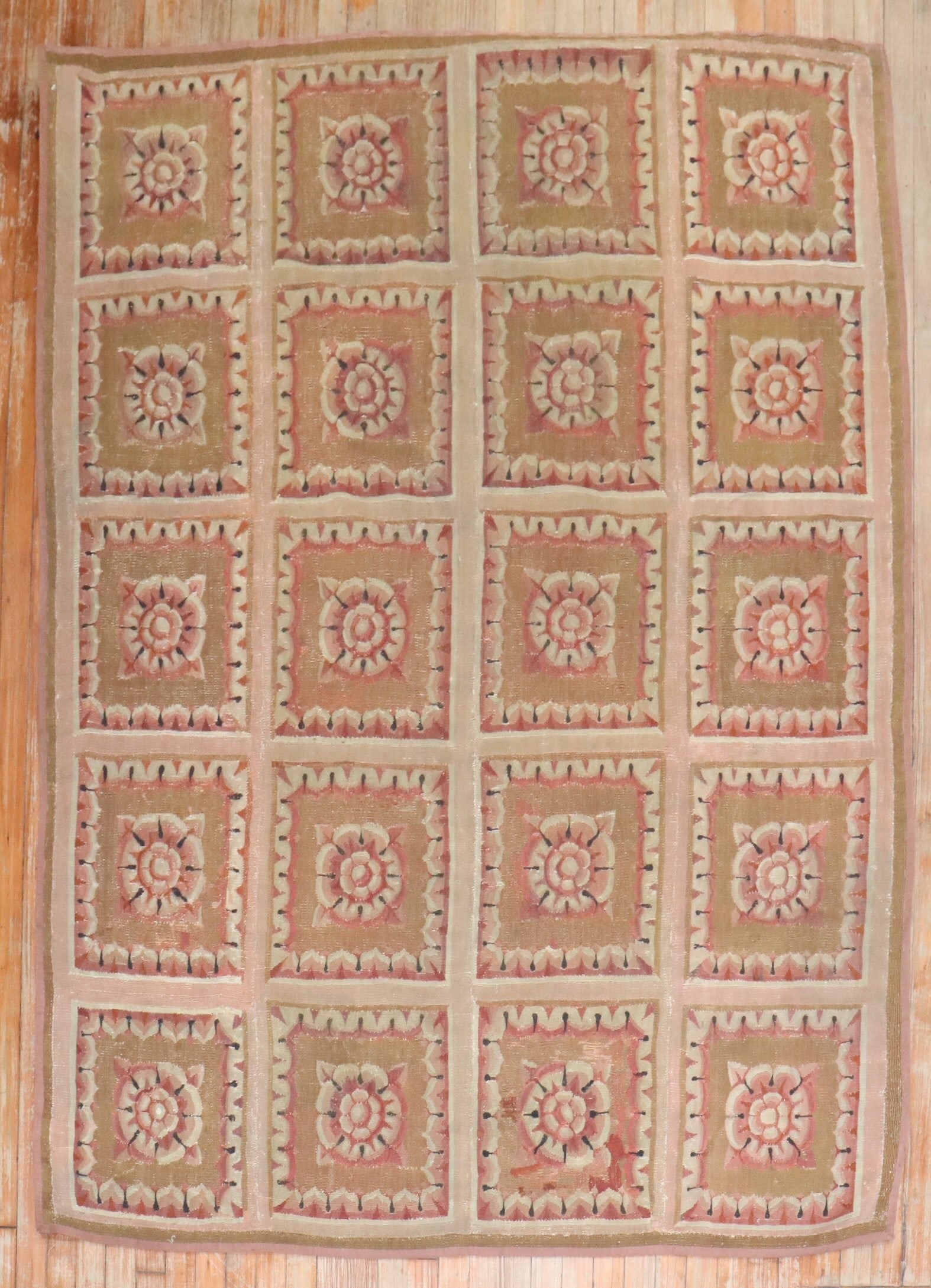 5' 6" x 7' 4" French Aubusson square rug 18th century: 5' 6" x 7' 4" French Aubusson square rug 18th century Pre-owned 18th century French Aubusson square rug in the Aubusson tapestry tradition. Specifications Origin: France Period: 18th Century Type: Tap