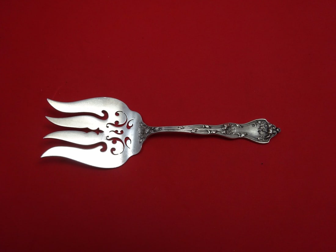 Reed & Barton Intaglio Sterling Silver Trout Serving Fork 8" (1 of 1)